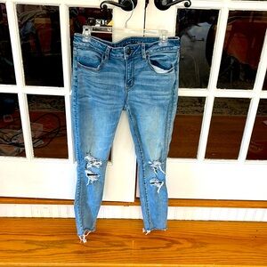 American Eagle mid rise cropped light wash destroyed skinny jean